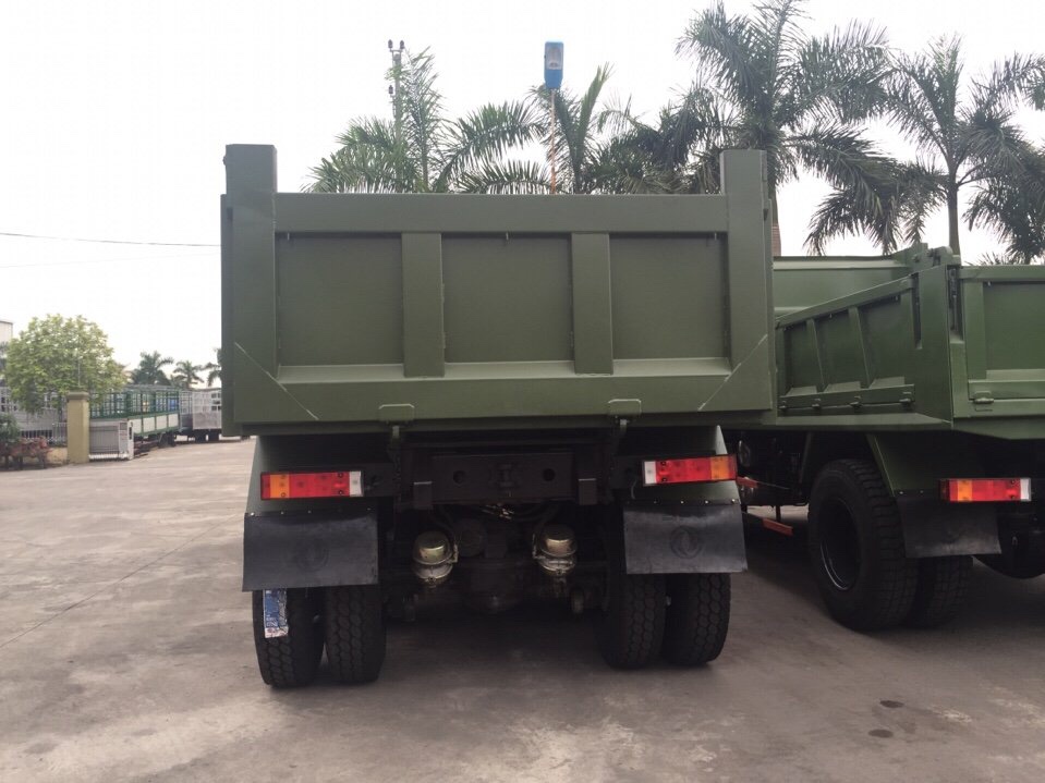 Hình ảnh thực tế xe tải ben Trường Giang US13B6X6 13.035 tấn 3